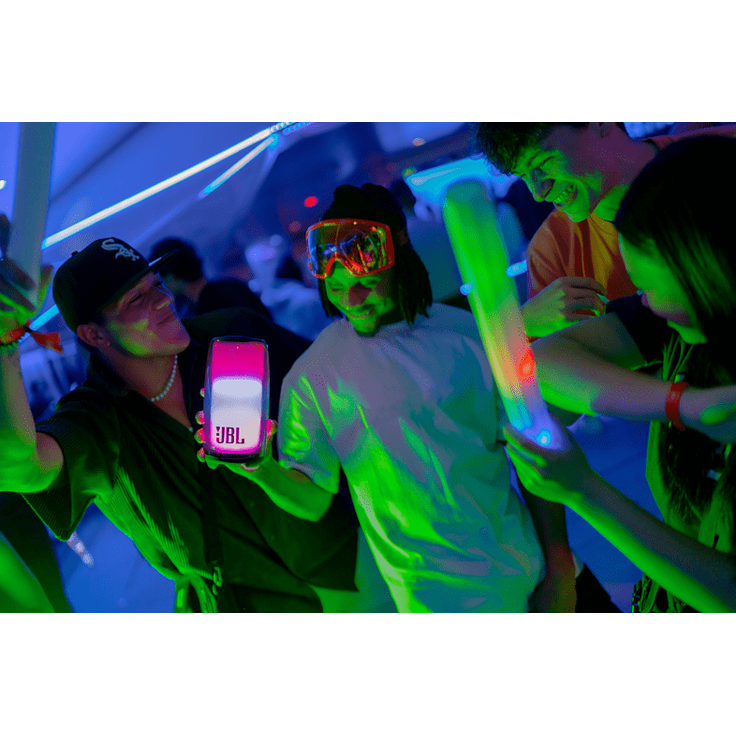 JBL Pulse 5 Bluetooth-Lautsprecher mit 360° Lichtshow Funktion, wasserfest, schwarz – Bild 9