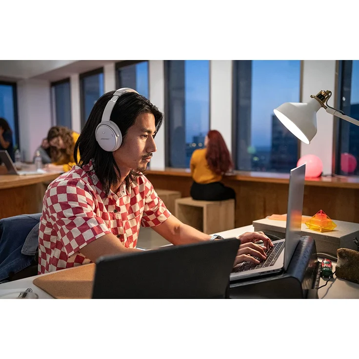 Bose QuietComfort 45 headphones, Over-Ear-Kopfhörer mit Aware-Modus, Noise Cancelling, weiß (2021) – Bild 6