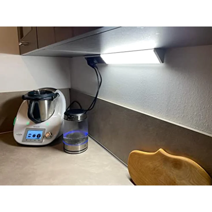 BOLD LED-Leiste (Küchen-Unterbauleuchte / Unterschrank-Leuchte) mit 2 Steckdosen (1750 Lumen | 18 W | 4000k Neutralweiß Beleuchtung | IP20 | 60 cm Länge), Silber – Bild 2