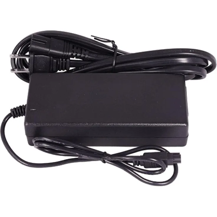 Cradlepoint 170870-000, Universelles Indoor Notebook Netzteil mit 12 V und Betriebstemperaturbereich von -30 bis 70 °C