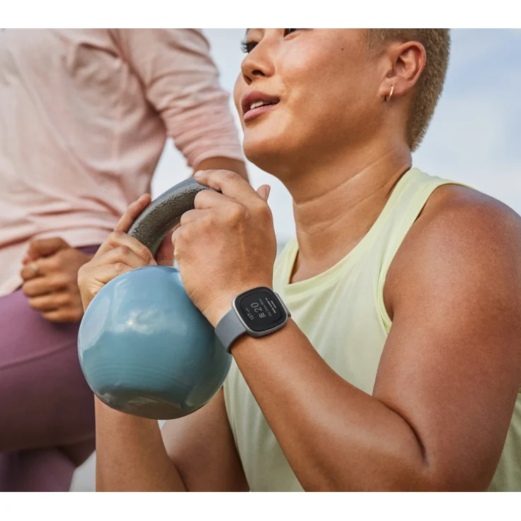Fitbit Versa 4 Smartwatch GPS, Unisex, 40,5mm, Silikonarmband in Wasserfallblau, Aluminiumgehäuse in Platin – Bild 5