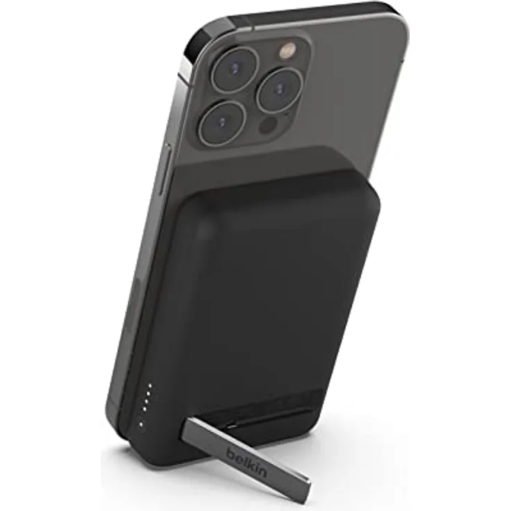 Belkin magnetische 5000-mAh-Powerbank, externer Handy-Akku, kompatibel mit MagSafe, mit Passthrough-Ladefunktion und Ständer, 7,5 W Ausgang, 10 W Eingang, kompatibel mit iPhone 15, 14, 13 – Schwarz