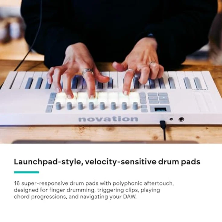 Novation Launchkey Mini 37 Weiß (MK4), Portables USB-MIDI-Controller-Keyboard mit 37 Minitasten, DAW-Integration, Akkord- und Skalenmodi, Drum-Pads und Arpeggiator, inkl. Musiksoftware-Bundle – Bild 5