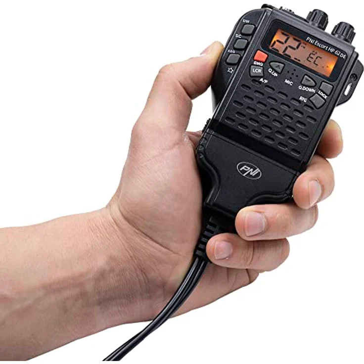 PNI Escort HP 62DE, Tragbare CB-Funkstation 4W, Multistandard, 12V, AM-FM, Multifunktionaler beleuchteter Bildschirm – Bild 2
