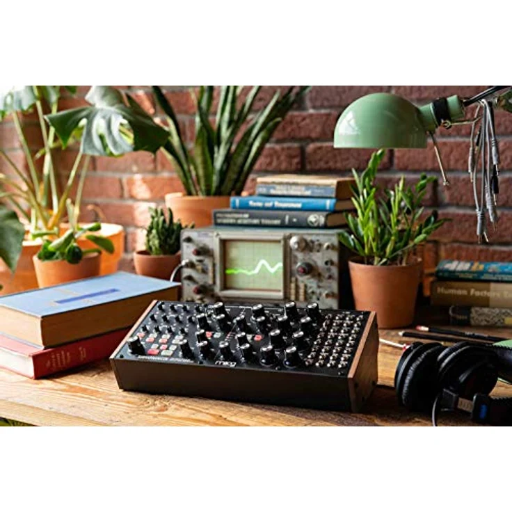 Moog Subharmonicon, halbmodularer Analog-Synthesizer mit zwei Hauptoszillatoren, vier Suboszillatoren und 24dB Lowpass-Filter, Schwarz – Bild 3