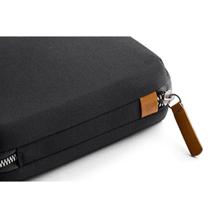 Bellroy Tech Kit Compact - Slate, praktische Laptop-Tasche mit Stretch-Mesh-Fächern und elastischen Kabelschlaufen – Bild 4