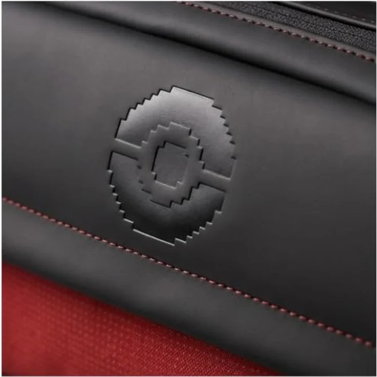 HORI Adventure Pack (Pokémon Pixel Red), Crossbody-Tasche für Nintendo Switch 2, rot mit verstellbarem Schultergurt und speziellen Aufbewahrungsfächern – Bild 4