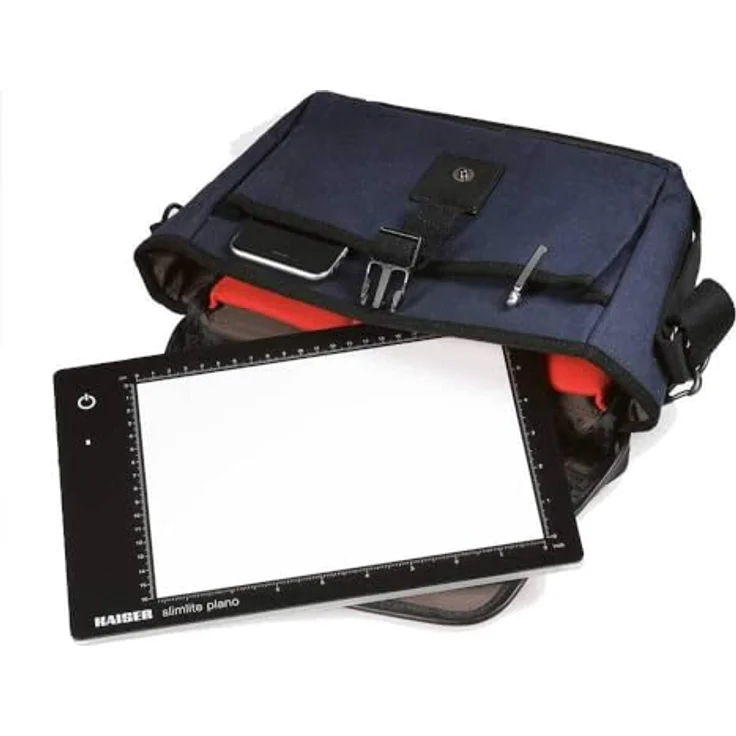Kaiser Fototechnik 2454 LED-Leuchtplatte slimlite Plano, 5000K, dimmbar, Netz- und Akkubetrieb inklusiv Netz--Ladegerät, Leuchtfläche 32 x 22,8 cm schwarz – Bild 3