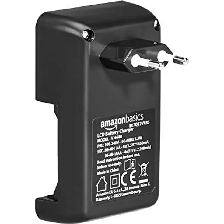 AmazonBasics Intelligentes, digitales Akku-Ladegerät für 4 AA-, AAA-Akkus – Bild 2