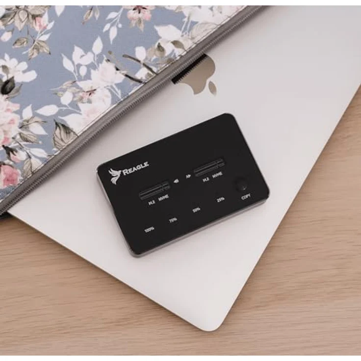 Reagle Externer SSD NVMe M.2 Docking- und Klon-Adapter USB-C 3.2 Gen 2 bis 4TB, 10Gbps, Plug and Play, Aluminiumgehäuse, Offline Klonfunktion, Kompatibel mit Crucial, Samsung, Lexar, Goodram, Kingston, Silber – Bild 4