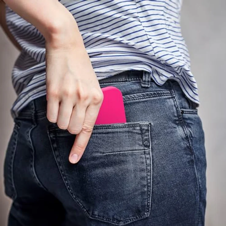 cellularline - Sensation+ für iPhone 15 - Weiche Silikon-Schutzhülle ohne Grip-Effekt - Geschützte Kanten, Tasten, Kamera und Anschlüsse - Rosa – Bild 3
