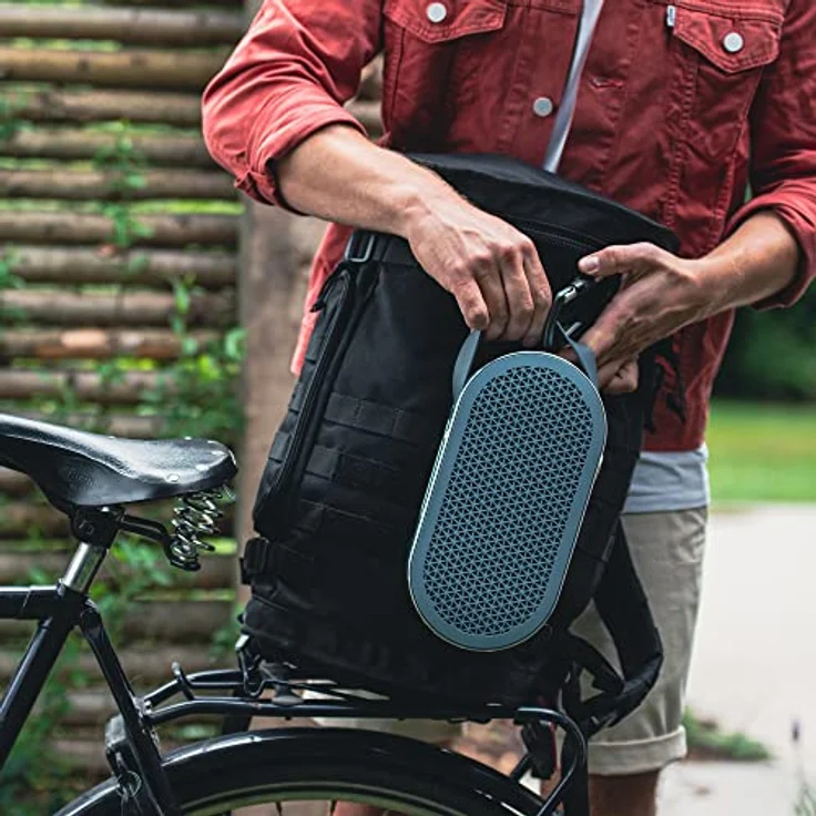 Dali Katch G2 Tragbarer Bluetooth-Lautsprecher, Kabellos, Kompakt, Outdoor-Lautsprecher, 30 Stunden Spielzeit, mit Stoff-Staubschutzkappe, Druckpegel 95 dB, Chilly Blue – Bild 3