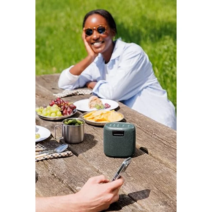 Pure Woodland Mini Outdoor Lautsprecher mit Bluetooth & DAB+/FM Radio (wasserdicht IP67, robust, tragbar, 14h Akku, perfekt für Garten & Camping) Grün – Bild 5