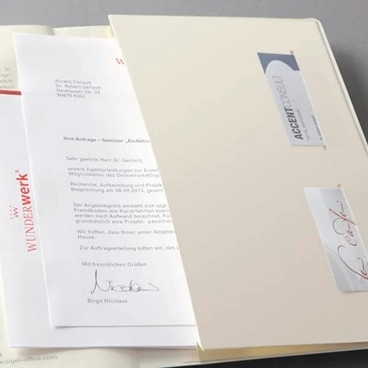 Sigel Conceptum Notizbuch A4, 194 Seiten, Softcover kariert, 80g, dunkelgrau, mit Stiftschlaufe und Gummibandverschluss – Bild 7