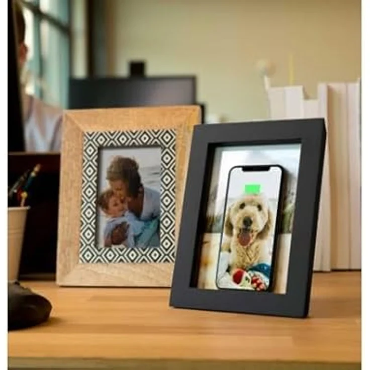 Twelve South PowerPic | Bilderrahmen Stand mit integriertem Wireless 10W Qi Ladegerät (Schwarz) – Bild 3