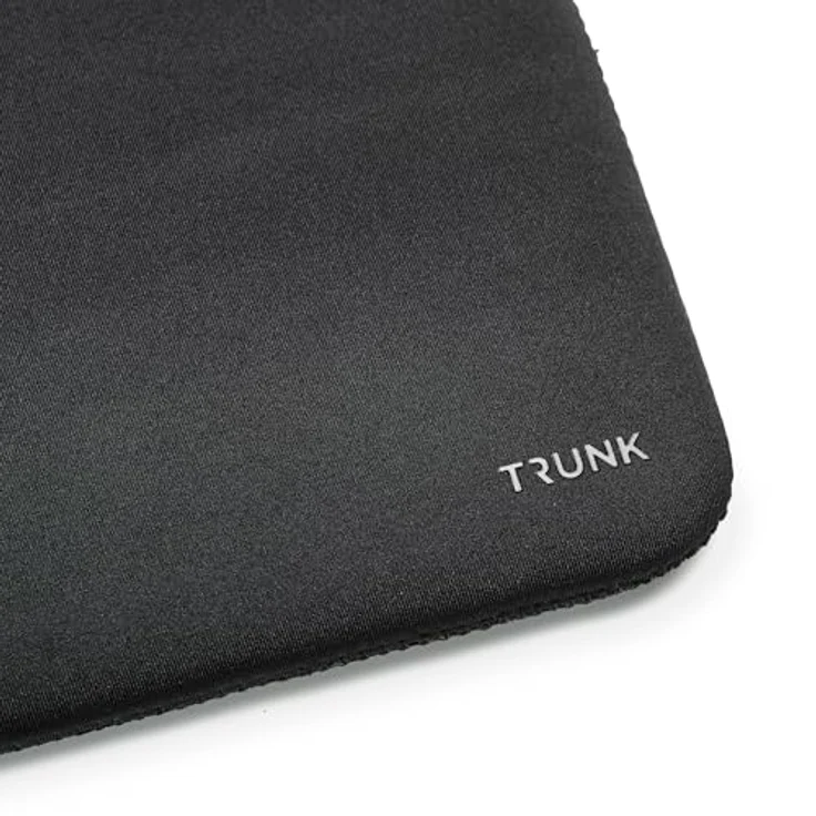 Trunk Neoprene Sleeve für MacBook Air 13" (M2/M3/M4), Kratzfester Schutz mit weichem Innenfutter, Schwarz – Bild 5