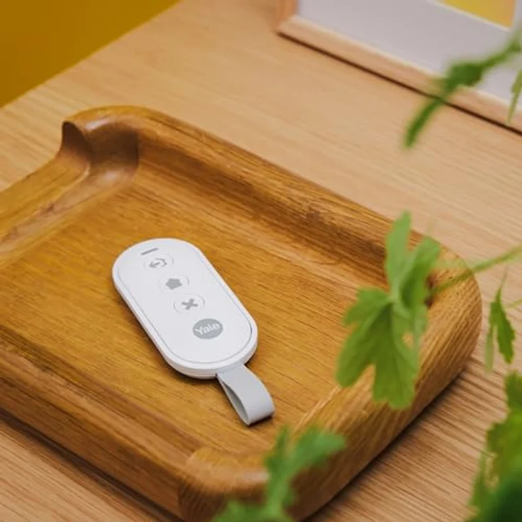 Yale Fernbedienung Smart Alarm kabellos zur Alarmschaltung, Yale Horizon+ Technologie, LED-Anzeige, Panik-Taste – Bild 4