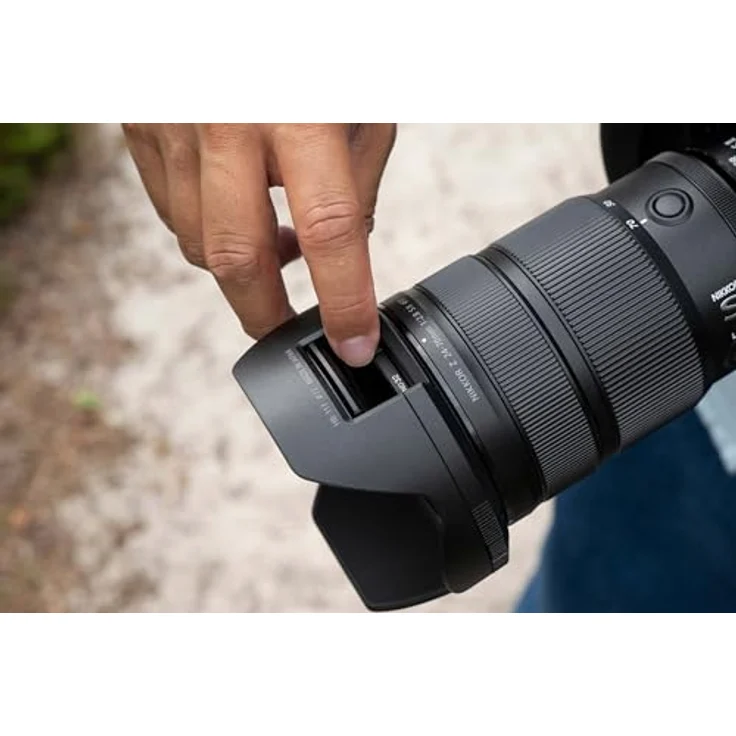 Nikon Nikkor Z 24-70 mm 1:2,8 S II, professionelles Zoomobjektiv mit internem Zoom und schneller Autofokus-Technologie, inkl. HB-117, CL-C2 – Bild 5