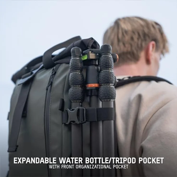 Wandrd THE PRVKE 21 Liter, Fotorucksack mit versiegelten Reißverschlüssen, höhenverstellbarem Rolltop und versteckter Tasche, Beige – Bild 9
