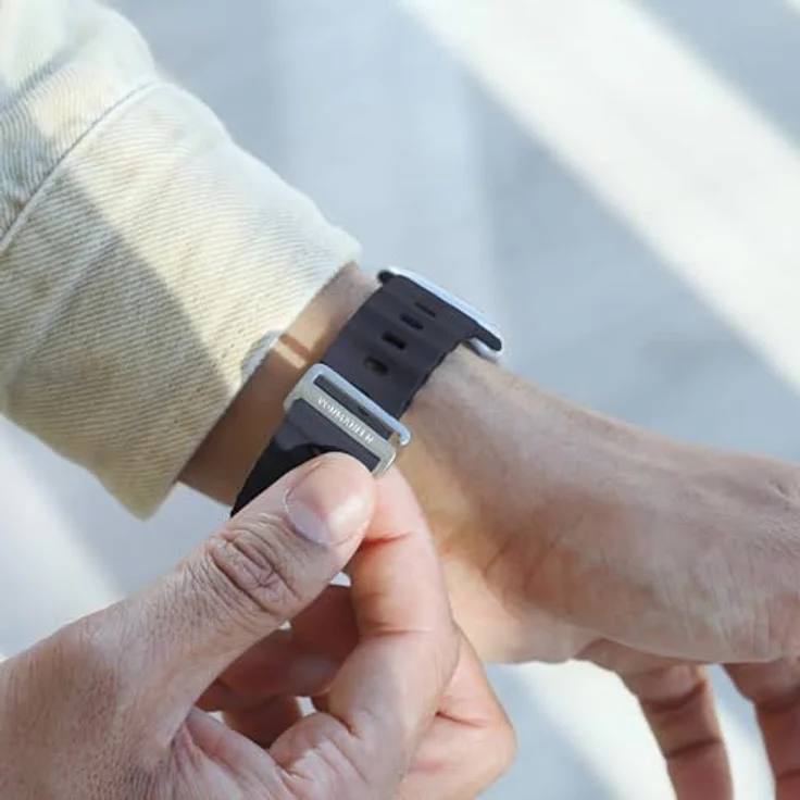 VONMÄHLEN Wave Band 2, Sportliches Silikon Ersatzarmband für Apple Watch, wasserabweisend, Navy – Bild 4