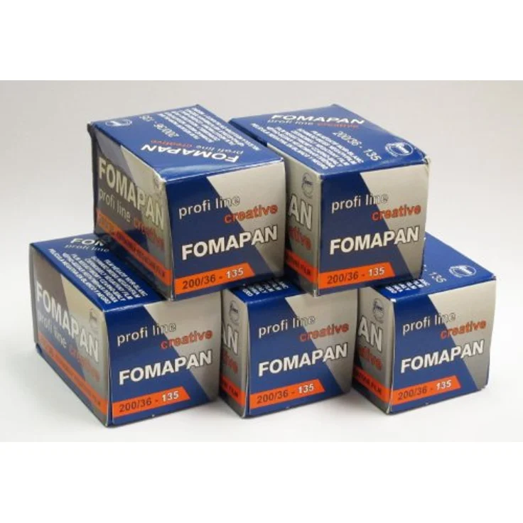 Fomapan 200 ASA Black und White 35 mm Film 36 Aufnahmen, 5 Stück – Bild 1