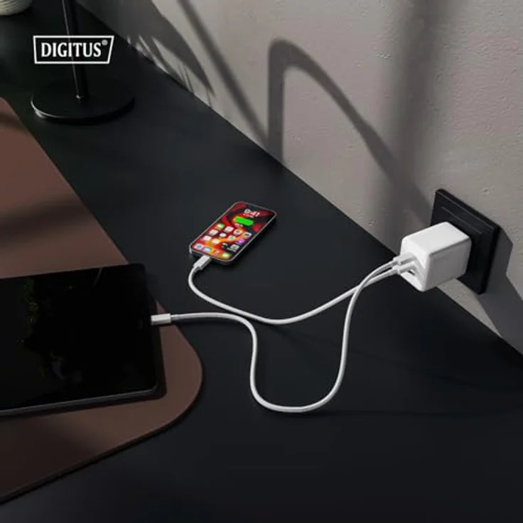Digitus GaN II Charger 100W, USB Ladegerät mit 2x USB-C und 1x USB-A, weiss – Bild 3