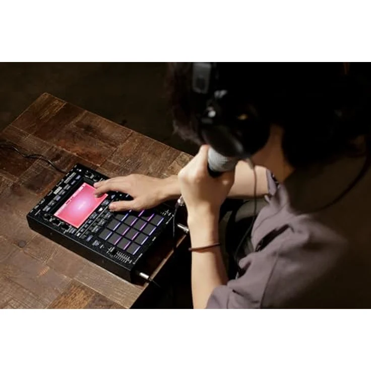 Korg Kaoss Replay, DJ Controller mit 128 Effekten, 16 anschlagdynamischen Pads und 5" OLED Touchdisplay – Bild 6