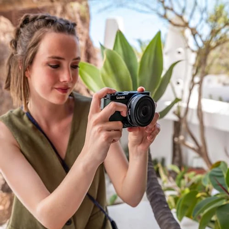 Panasonic Lumix S F/8 Pancake-Objektiv 26 mm, Weitwinkel, manuelle Fokussierung, schwarz – Bild 6