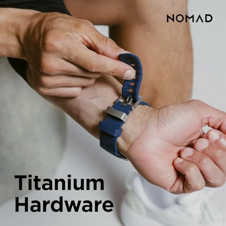 Nomad Smartwatch-Armband Rocky Point Band 42/44/45/ 49mm Atlantic Connector - Leistungsstarkes Uhrenarmband für die Apple Watch, wasserfestes FKM-Material, Titan-Hardware, helles Connector – Bild 5