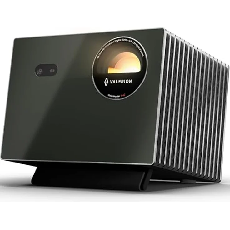 Valerion VisionMaster Pro2 Triple Laser 4K Beamer, 3000 ISO Lumen, HDR10+, Dolby Vision, 15000:1 Kontrast, 4 ms Gaming, 128 GB RAM, Google TV – Bild 1