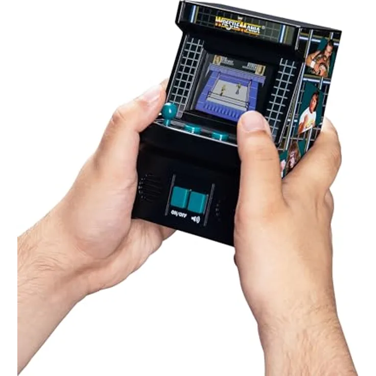 Basic Fun WWE - Classic Mini Arcade, Retro-Wrestling-Spiel mit 10 WWE Legends, Joystick-Steuerung und Vollfarb-Bildschirm