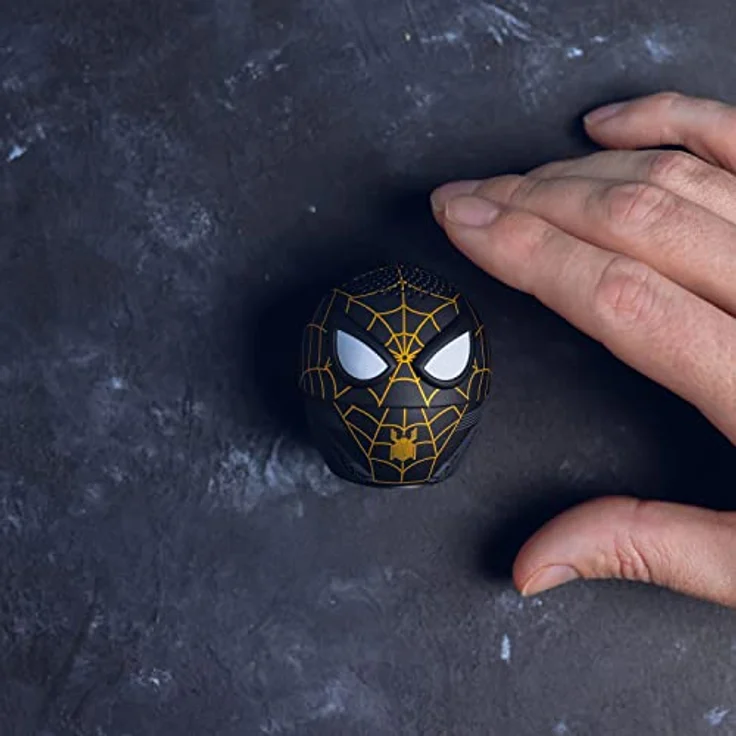 Bitty Boomers Marvel: No Way Home Spider-Man Black & Gold Suit - Mini Bluetooth-Lautsprecher mit Selfie-Fernbedienung – Bild 2