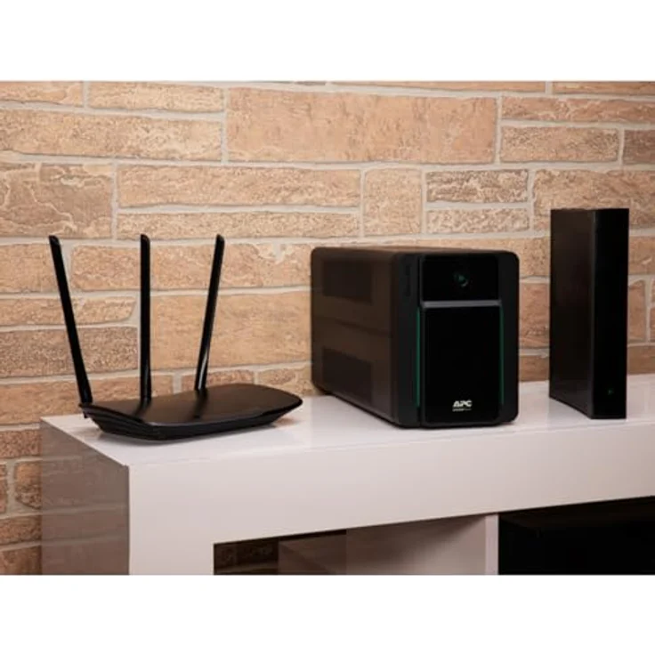 APC Easy UPS BVX 1200VA 230V IEC – Bild 3