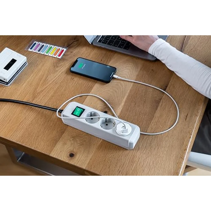 Brennenstuhl USB Steckdosenadapter (USB Ladegerät zum Einstecken in ein Steckdosennest, 2,4A, kompatibel mit IP44 Steckdosen und Kabeltrommeln von Brennenstuhl, flaches Design) – Bild 4