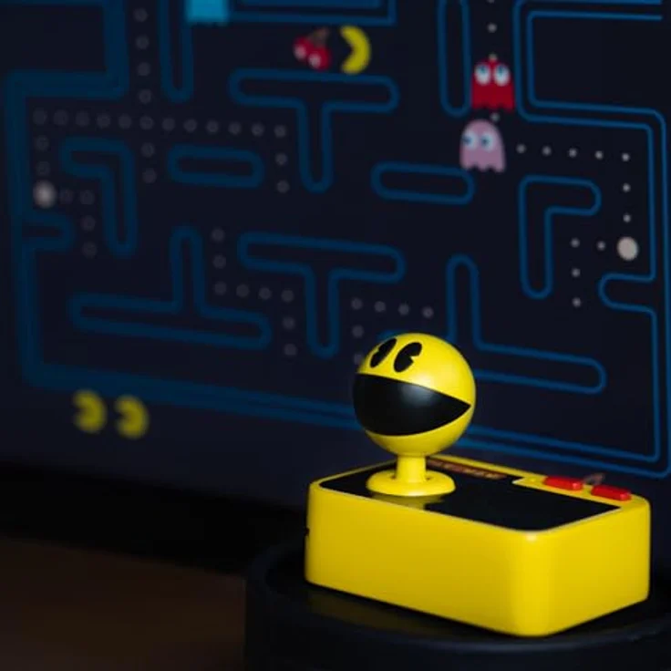 Fizz Creations PAC-MAN Plug and Play, HDMI Konsole mit kabellosem Controller und USB-C Anschluss – Bild 2