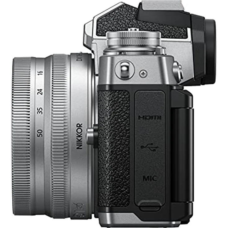 Nikon Z fc KIT Z DX 16-50 mm 1:3.5-6.3 VR Silver Edition (20.9 MP, OLED-Sucher mit 2.36 Millionen Bildpunkten, 11 Bilder pro Sekunde, Hybrid AF mit Fokus-Assistent, ISO 100-51.200, 4K UHD-Video) – Bild 3