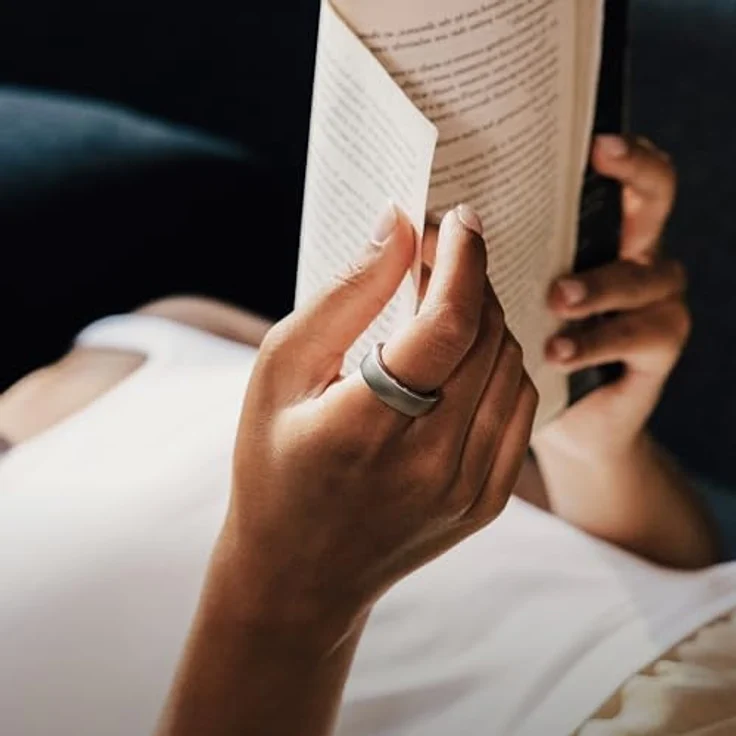 Oura Ring Gen3 Horizon, Smart Ring aus gebürstetem Titan, Silber, zur Überwachung von Schlaf, Aktivitätsniveau, Herzfrequenz und Stress – Bild 6