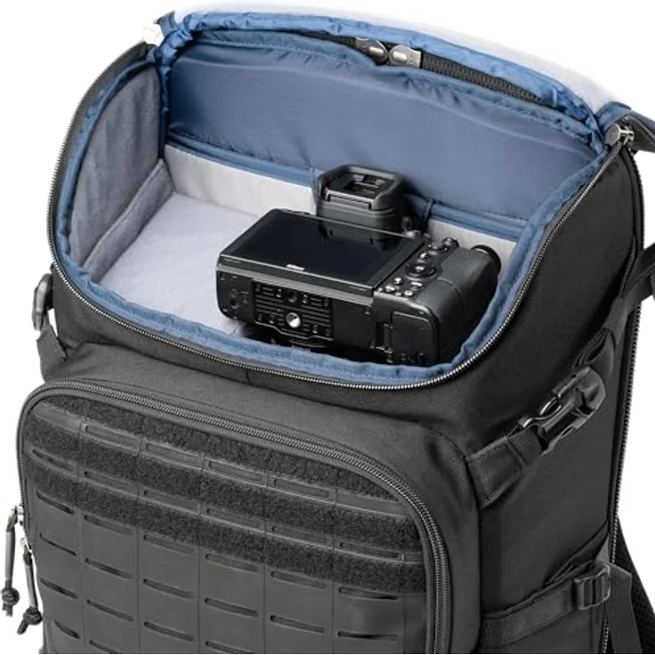Think Tank - DarkLight Backpack 20L - Schwarz - Rucksack für Kameras mit plüschigem Gurtsystem – Bild 3