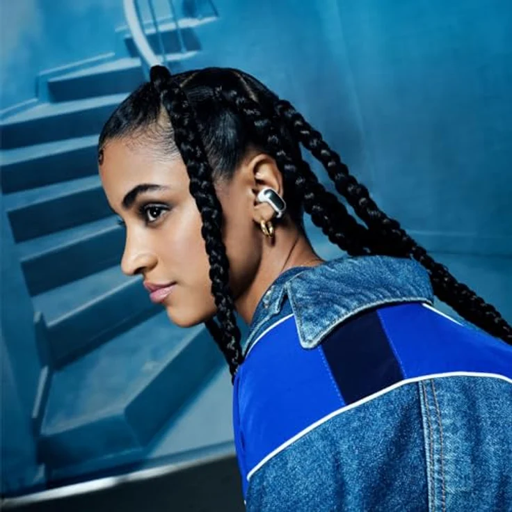 Bose Ultra Open Ear Earbuds mit OpenAudio-Technologie, Open Ear kabellose Earbuds, bis zu 48 Stunden Akkulaufzeit, Weiß – Bild 3