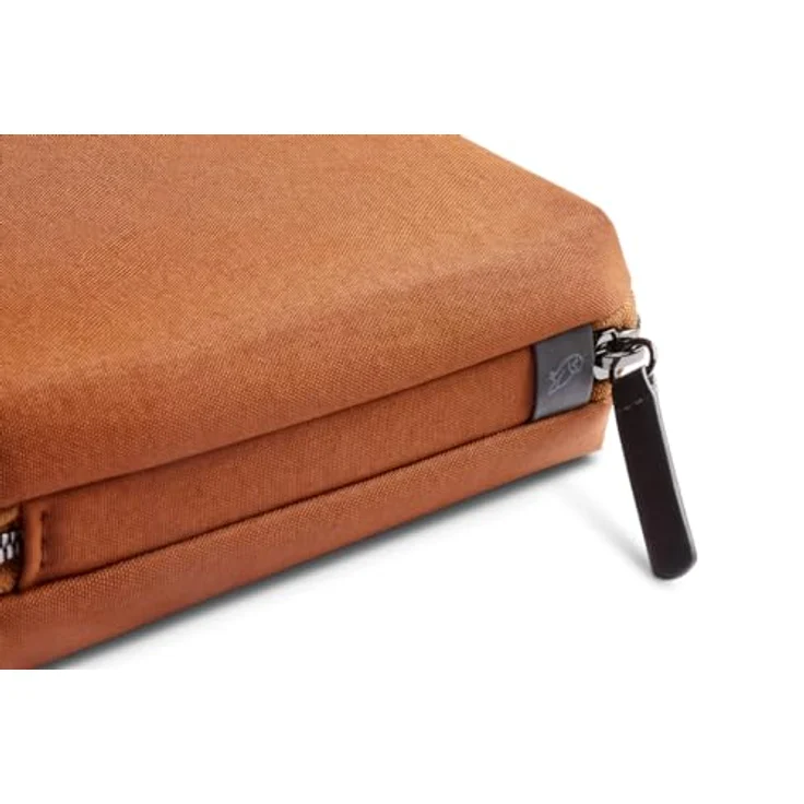 Bellroy Tech Kit Compact, Organizer für technische Zubehörteile mit elastischen Schlaufen und Taschen, Bronze – Bild 5