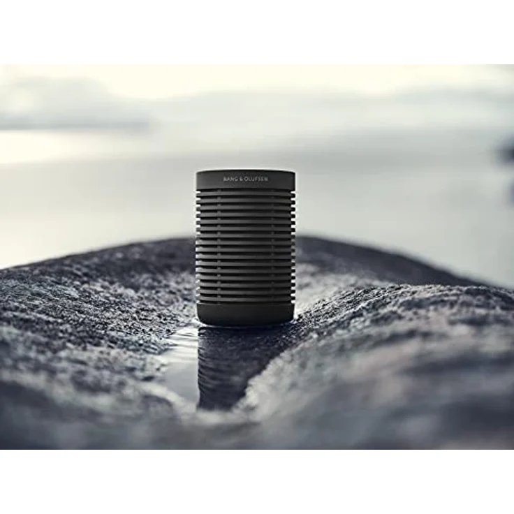 Bang & Olufsen Beosound Explore – Kabelloser tragbarer Bluetooth Outdoor-, Heim- und Reise, 27 Stunden Akkulaufzeit, wasserdichter 360° Lautsprecher + USB-C Ladekabel - Schwarz Anthracite – Bild 4