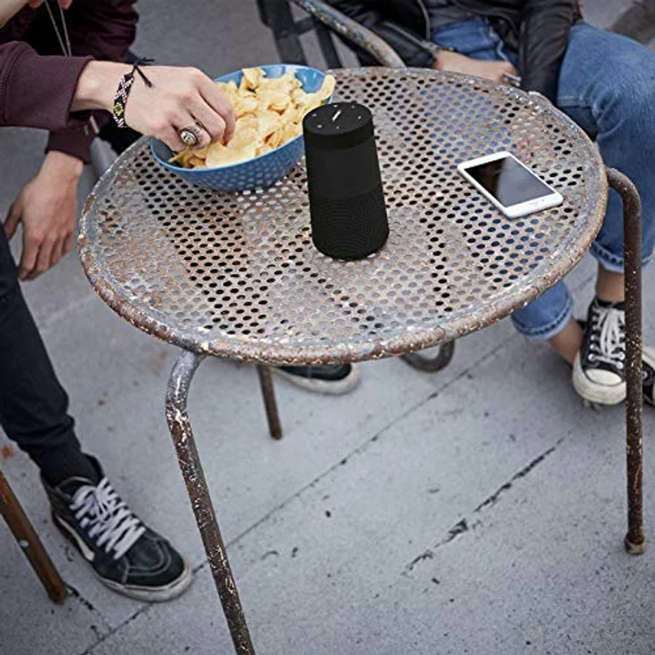 Bose SoundLink Revolve (Serie II) Bluetooth Speaker – Tragbarer, wasserabweisender kabelloser Lautsprecher mit 360°-Klang, Schwarz – Bild 4
