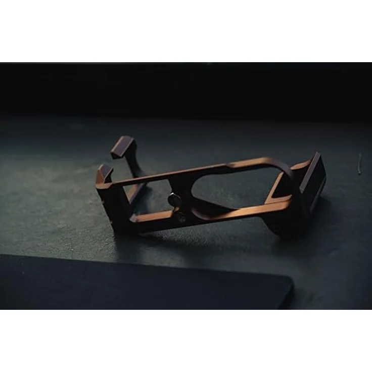 PolarPro BaseGrip Leica Q3 Bronze - Präzisionsgefertigt für maximale Ergonomie und Stativflexibilität – Bild 5