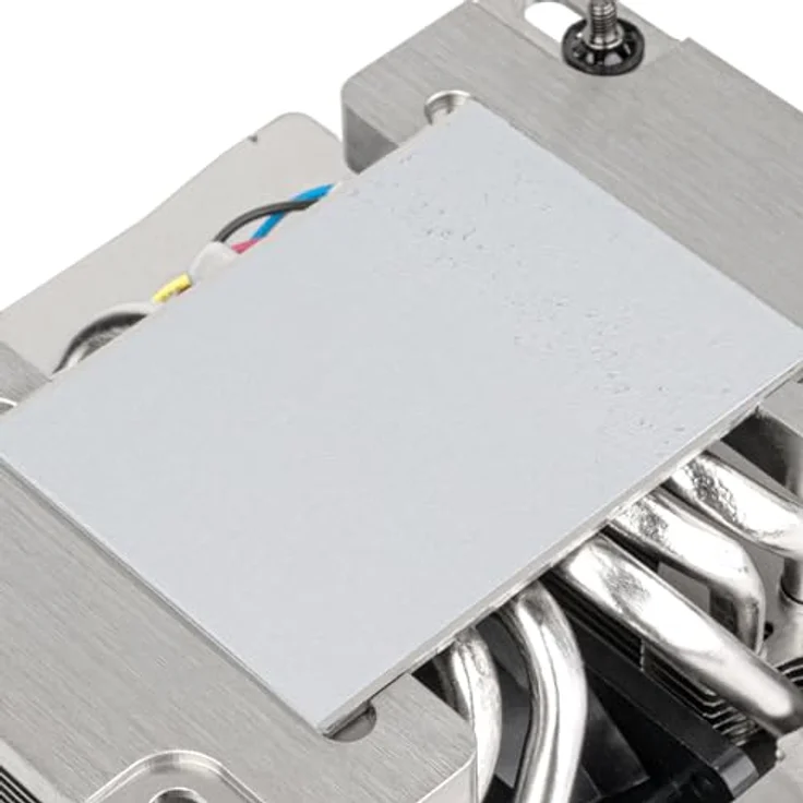Silverstone XE04-SP6P, CPU-Kühler für 4U SFF-Server mit 5 Kupferwärmerohren und 92-mm PWM-Lüfter – Bild 8