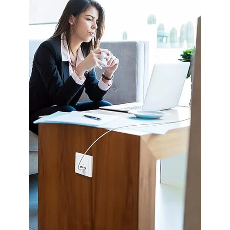Merten MEG4366-0130 USB-Ladeeinsatz Typ C mit Power-Delivery, 65 W, für Unterputzmontage, mit Überlast- und Temperaturschutz – Bild 5