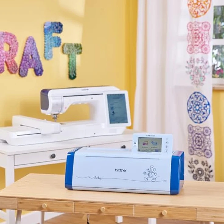 Brother ScanNCut SDX2250 Disney, Schneideplotter mit integriertem Scanner, 1485 Designs, WLAN, automatisches Rollmesser, für Materialien bis 3 mm Dicke – Bild 4
