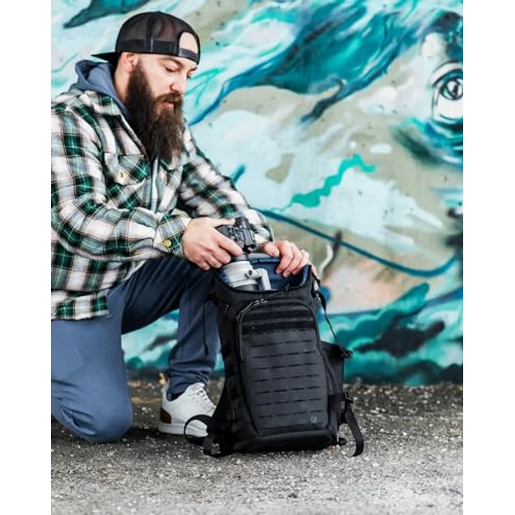 Think Tank DarkLight Taktischer Kamerarucksack 25L, Schwarz, mit MOLLE-Panel und seitlichen Gurtbandbefestigungen für modularen Erweiterungen – Bild 4