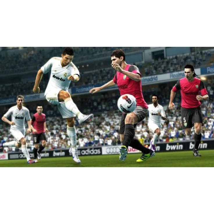 Pro Evolution Soccer 2013 [SWP] (Xbox 360) - Preisvergleich – Bild 2