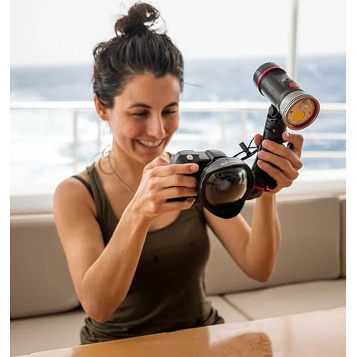 SeaLife Micro 3.0, 64GB Unterwasserkamera mit 16 MP, 4K Video, Weitwinkelobjektiv und kabelloser Übertragung, inklusive Tasche und Handschlaufe – Bild 4