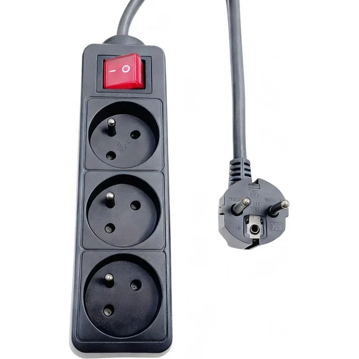 Microconnect MC-PSOO030150FRB Steckdosenleiste, 1,5 m Kabellänge, 3 AC-Ausgänge, Typ E, 250 V, 16 A